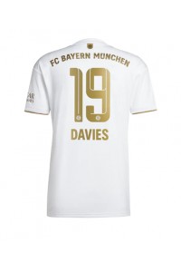 Bayern Munich Alphonso Davies #19 Voetbaltruitje Uit tenue 2022-23 Korte Mouw